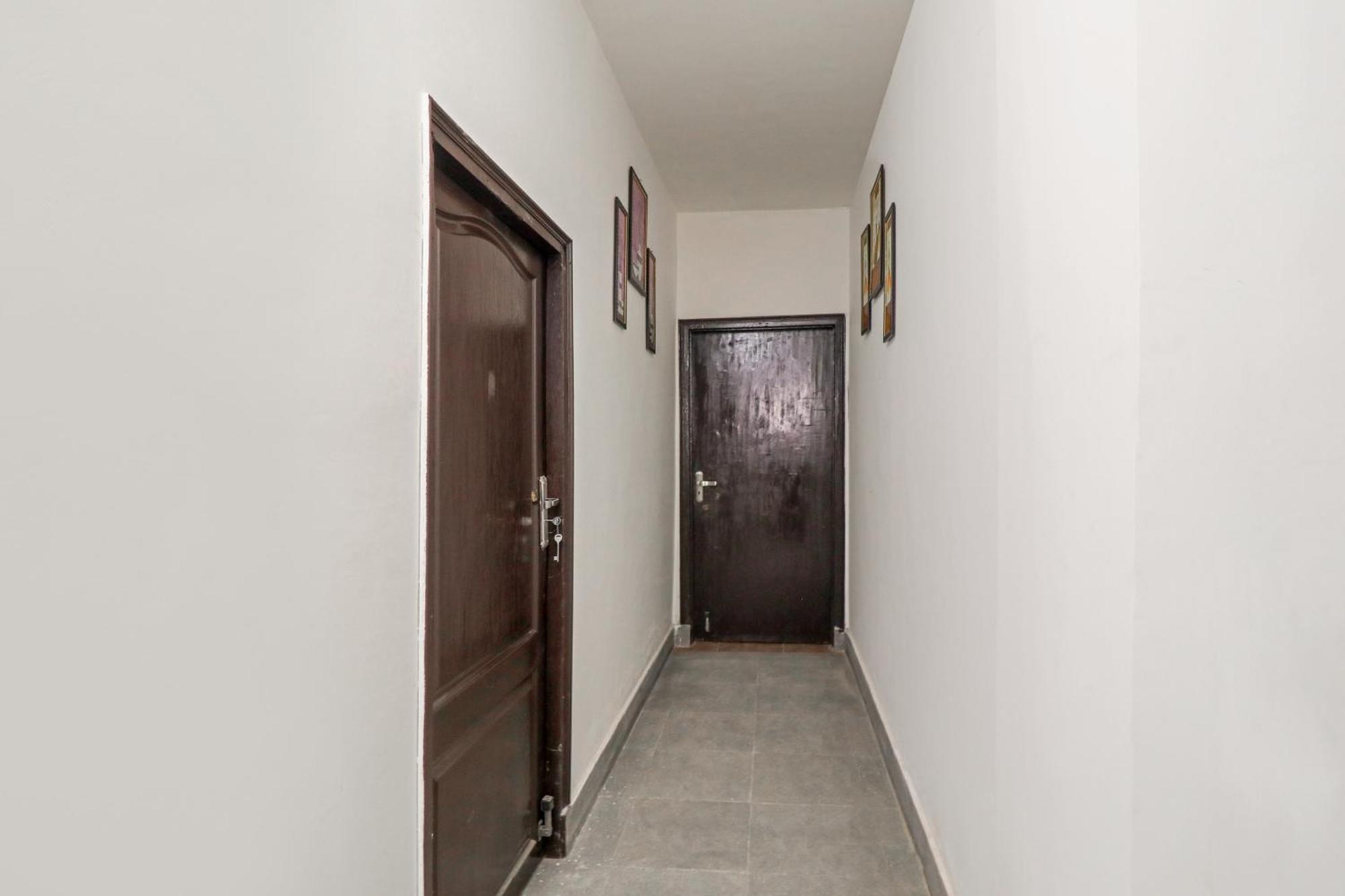 Hotel O Emerald Faridabad Luaran gambar